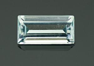 Aquamarine 3.82 carat.