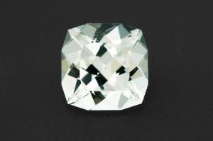 Данбурит 6,16 карат Кушон