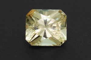 Гранат Гроссуляр 2.27 карат